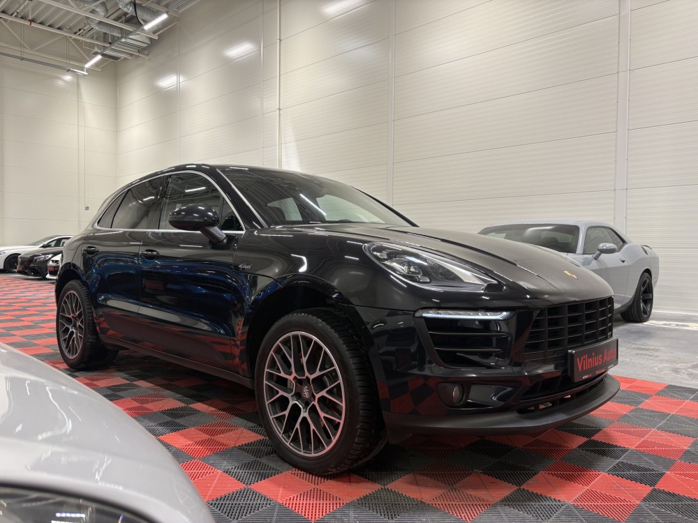 2017 Porsche Macan