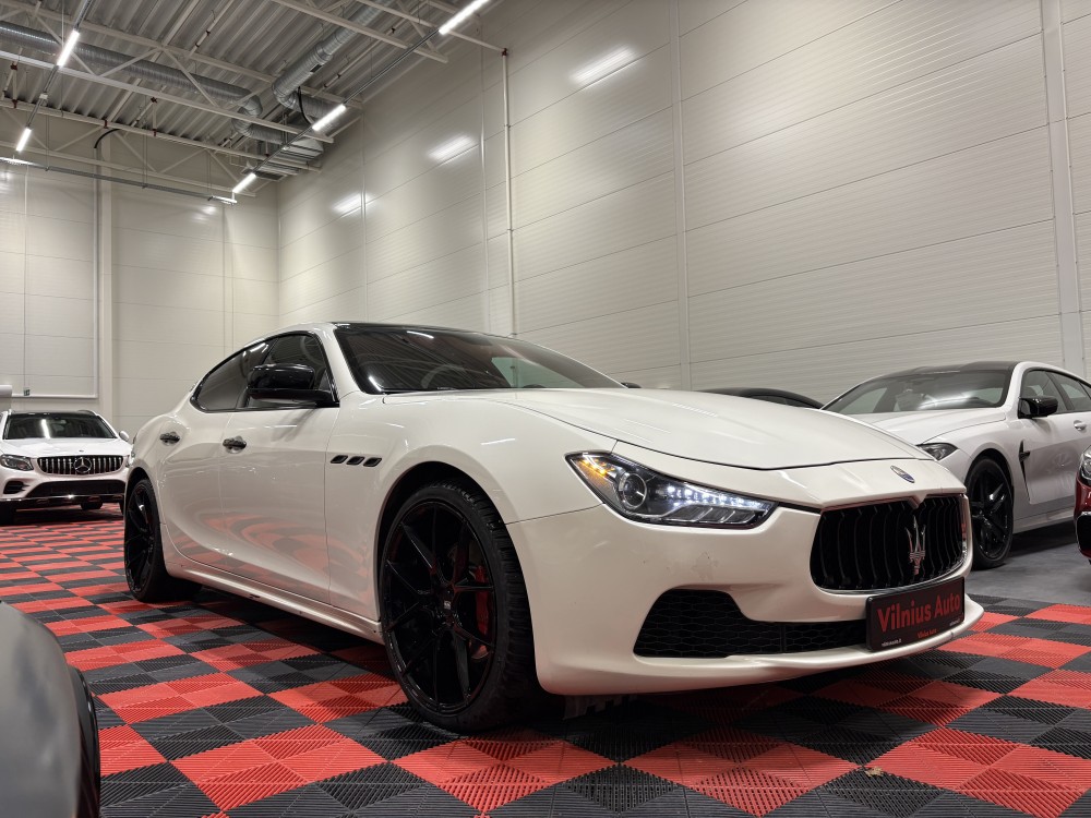 2014 Maserati Ghibli