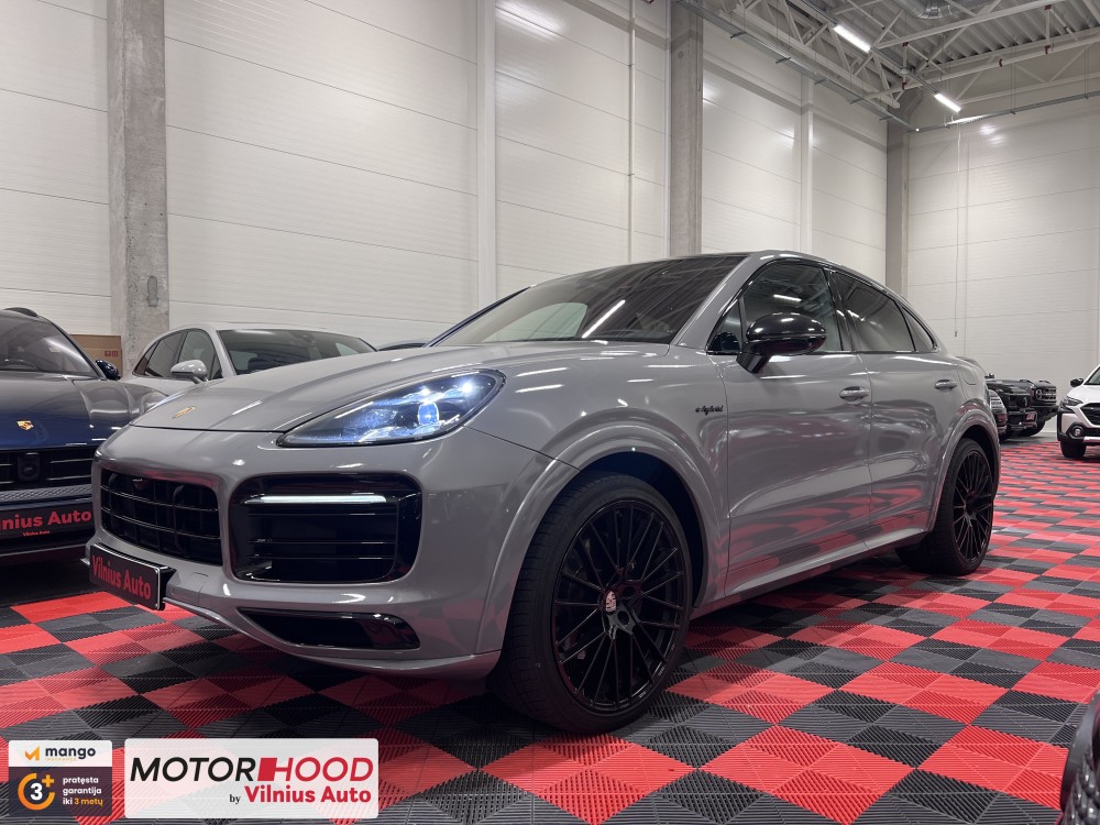2020 Porsche Cayenne Coupe
