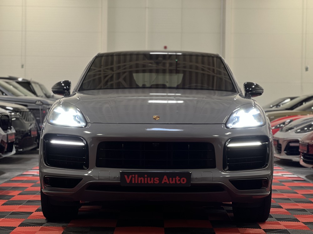 2020 Porsche Cayenne Coupe
