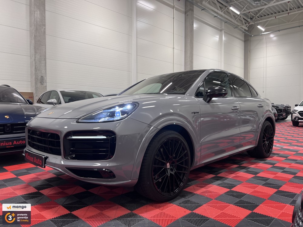2020 Porsche Cayenne Coupe