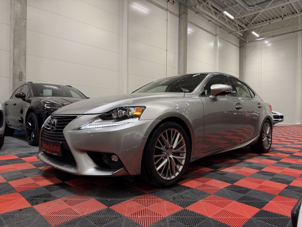 2016 Lexus IS 300