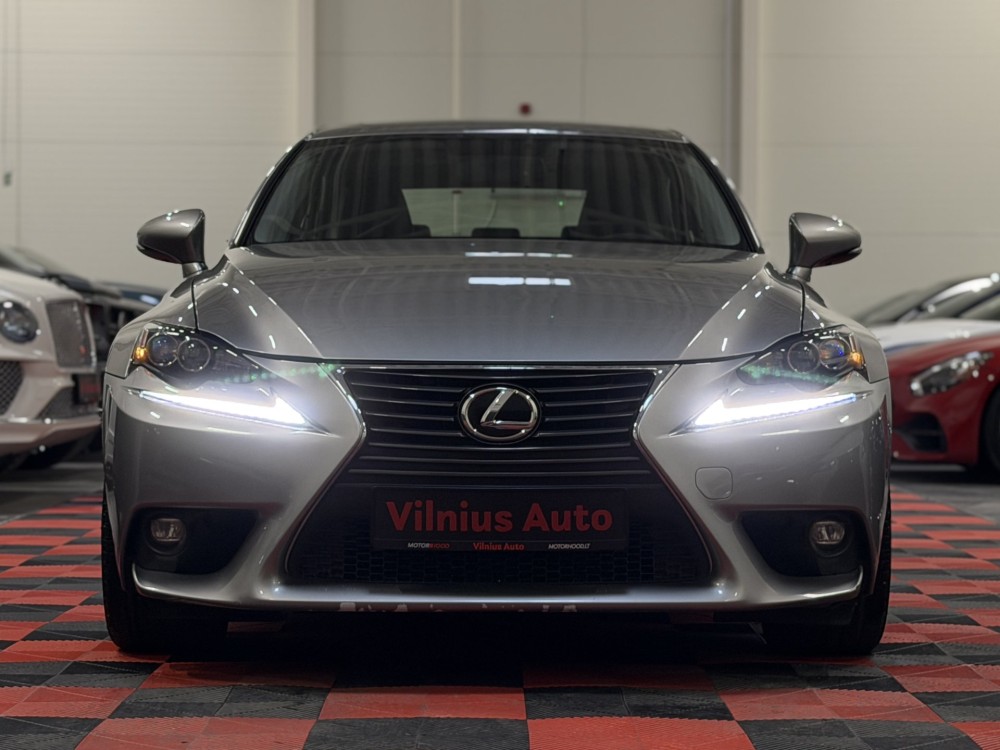 2016 Lexus IS 300