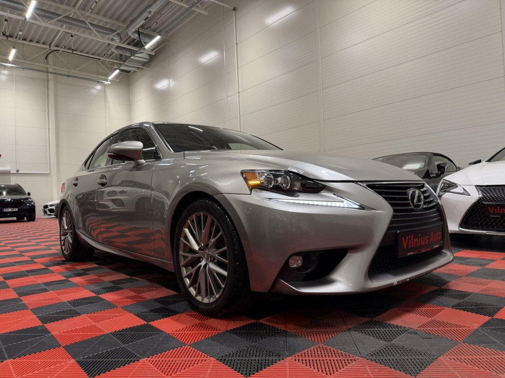 2016 Lexus IS 300