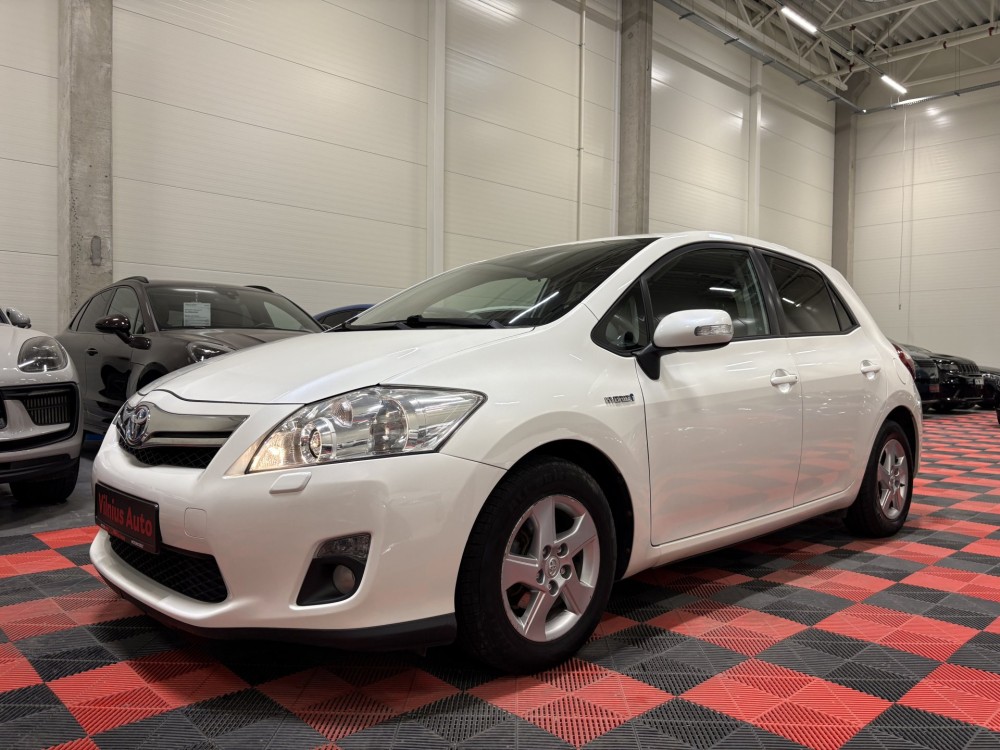 2012 Toyota Auris