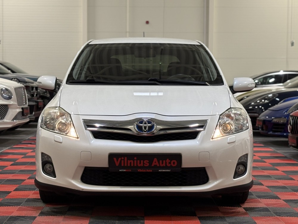 2012 Toyota Auris