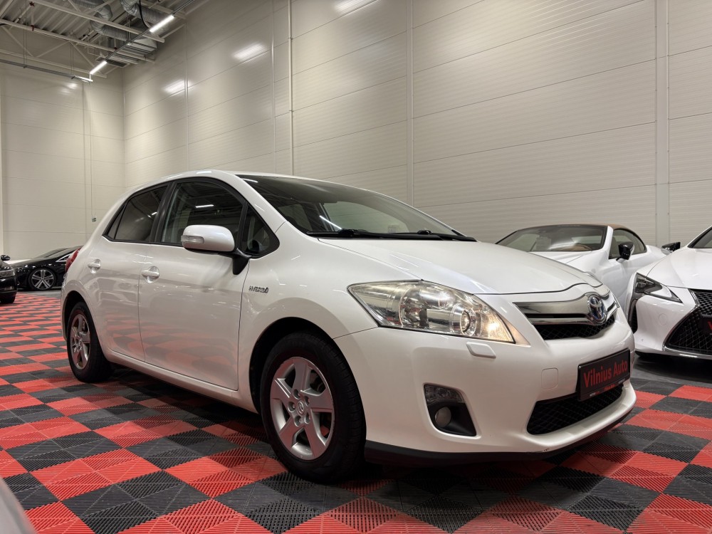 2012 Toyota Auris