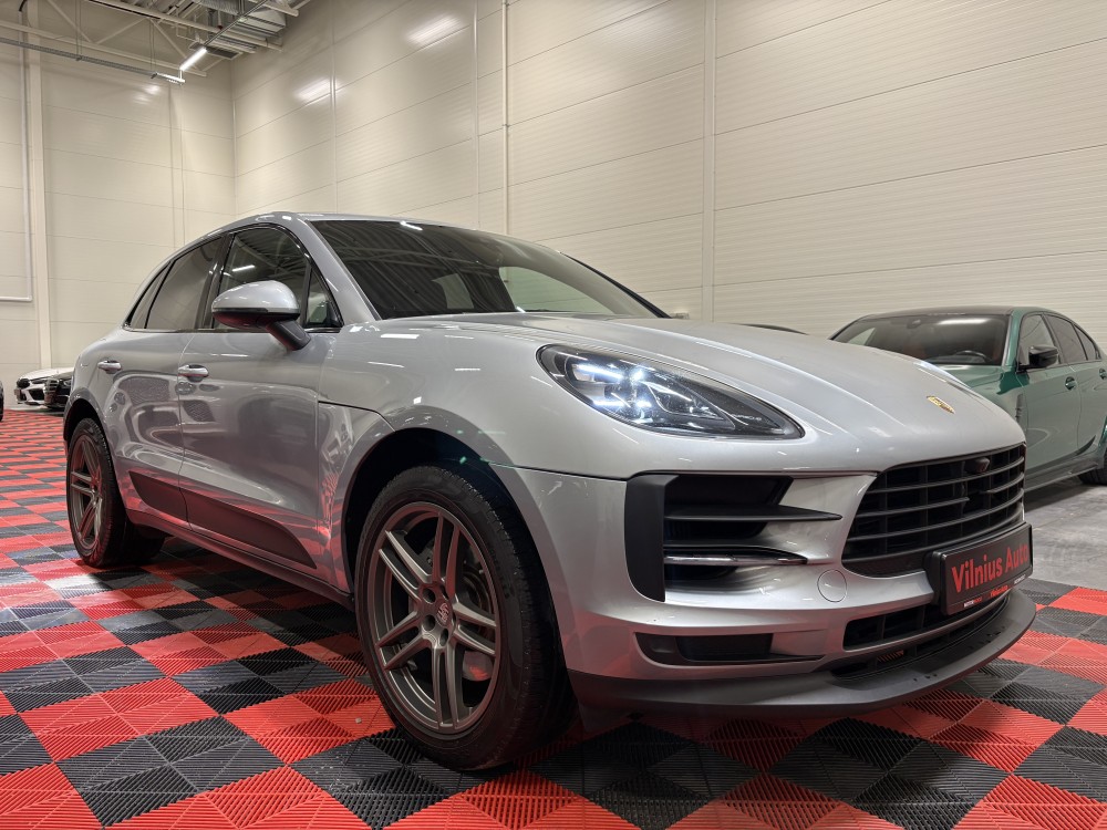 2020 Porsche Macan