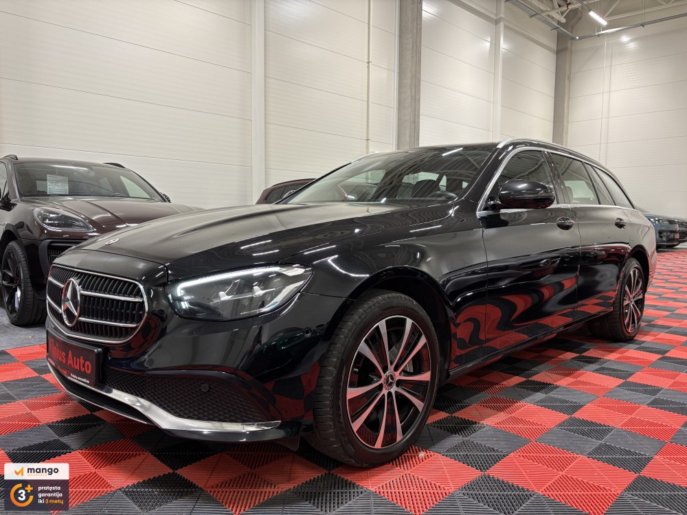 2022 Mercedes-Benz E300