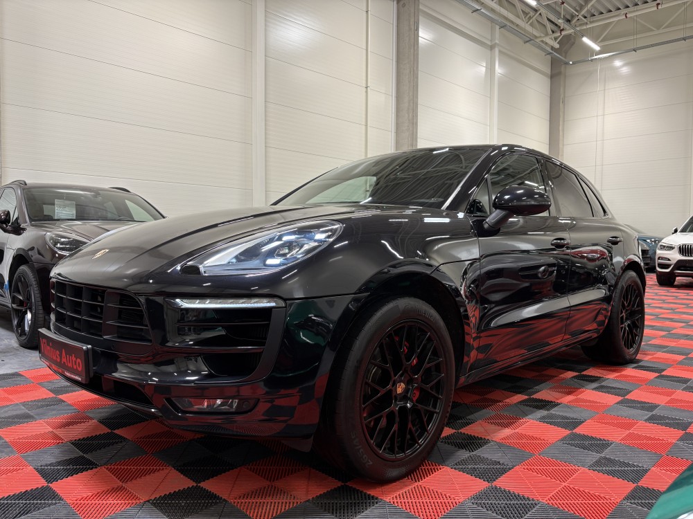 2018 Porsche Macan