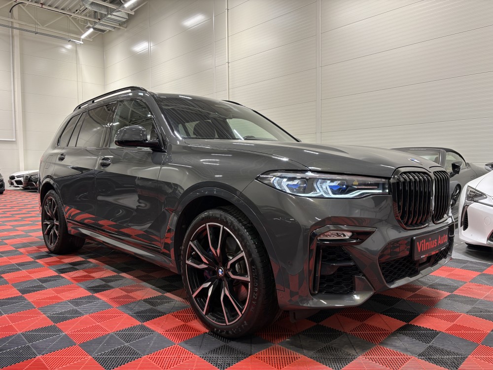 2021 BMW X7