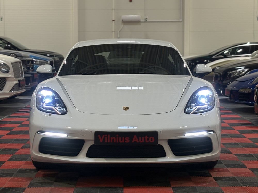 2017 Porsche Cayman