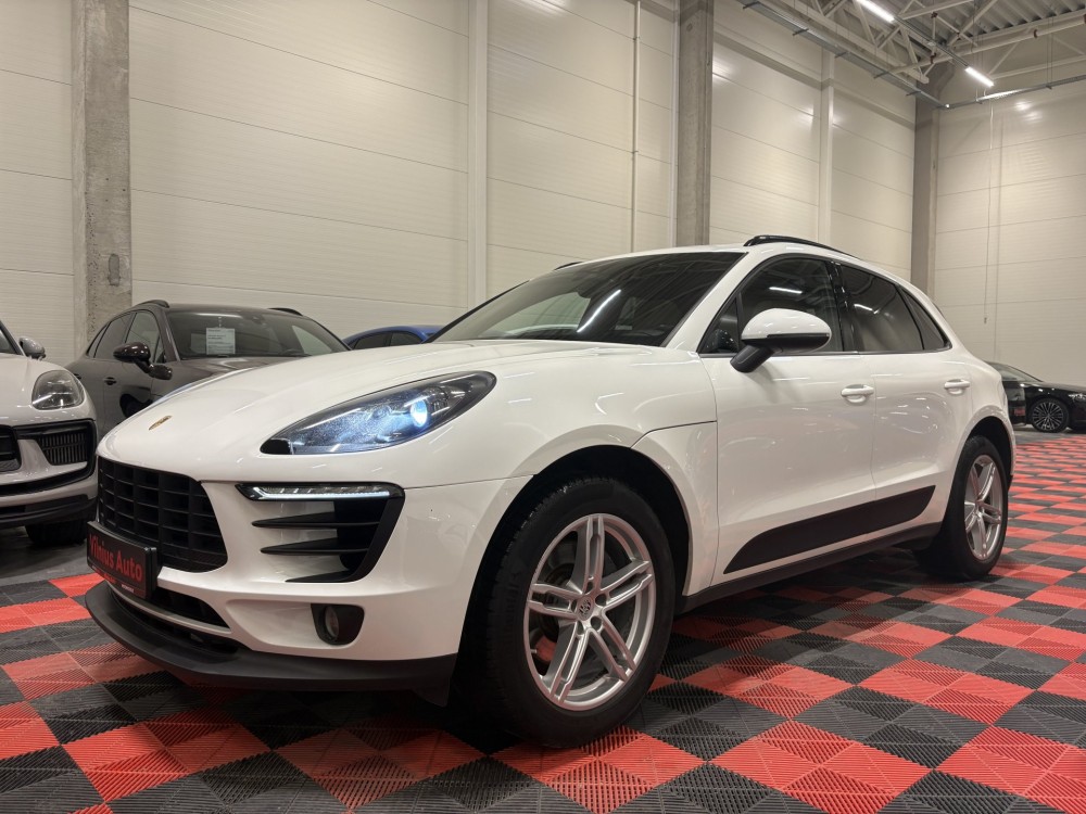 2016 Porsche Macan