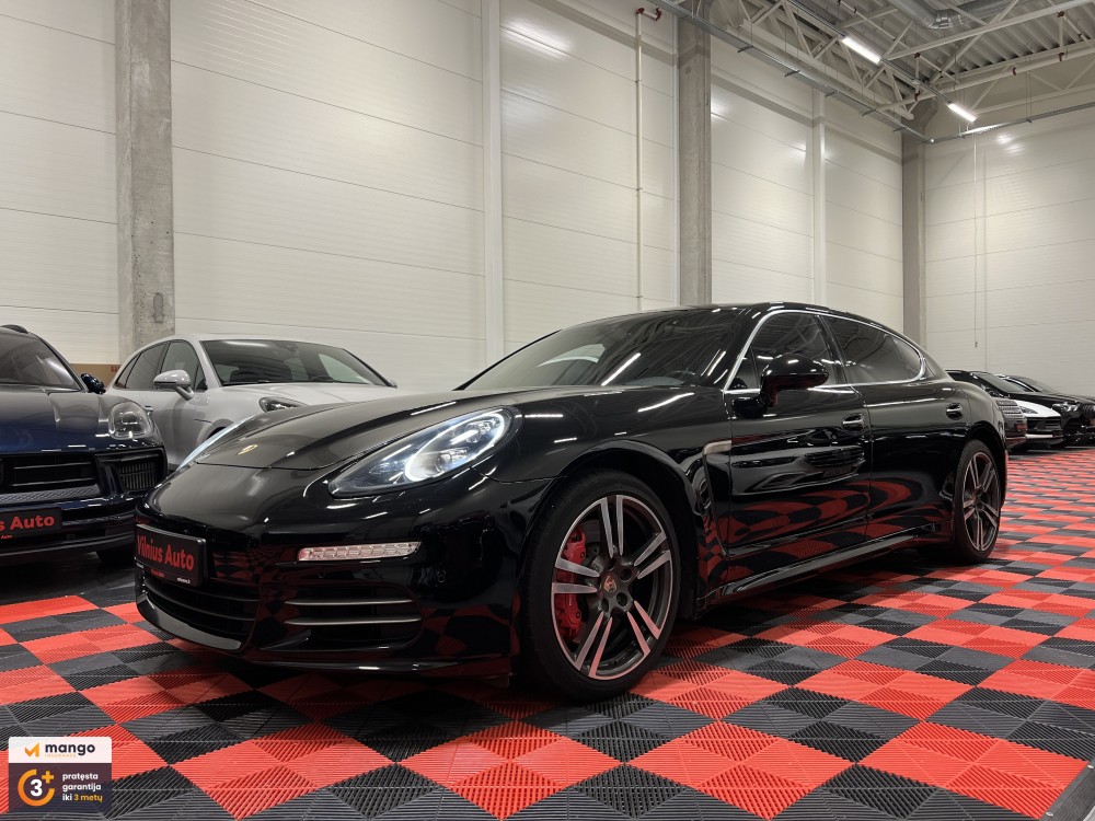 2014 Porsche Panamera