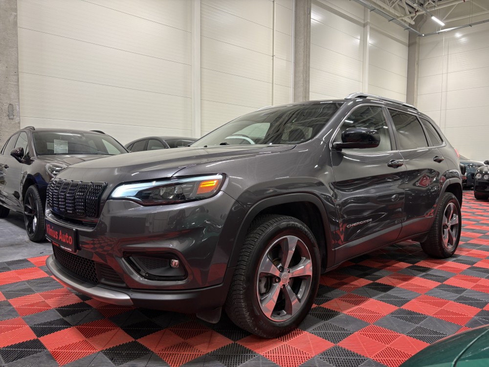 2020 Jeep Cherokee