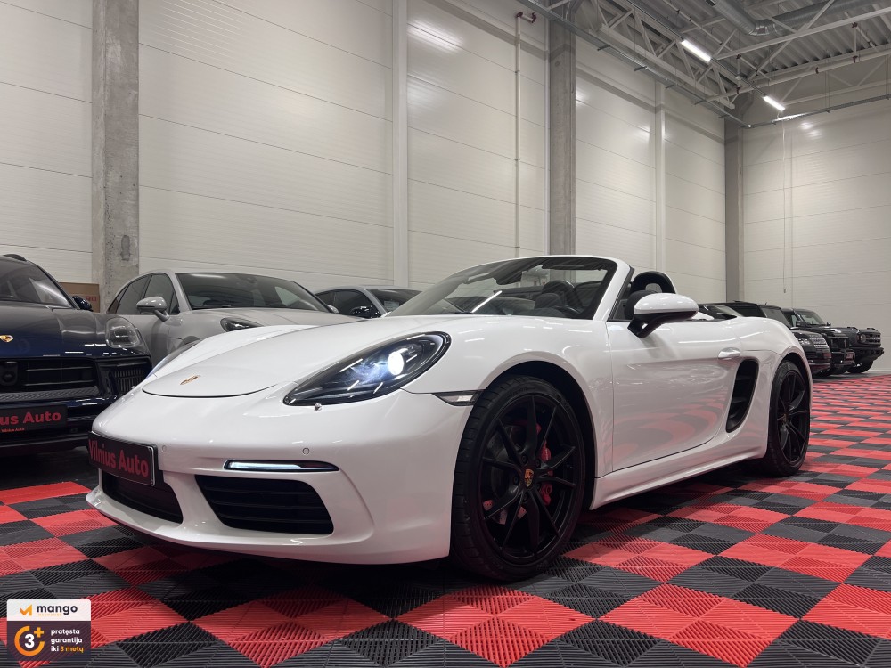 2017 Porsche Boxster