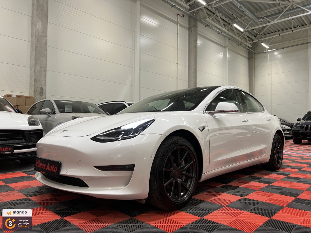 2020 Tesla Model 3