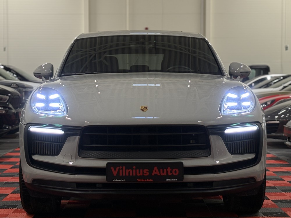 2022 Porsche Macan