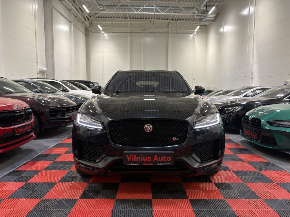 2017 Jaguar F-Pace