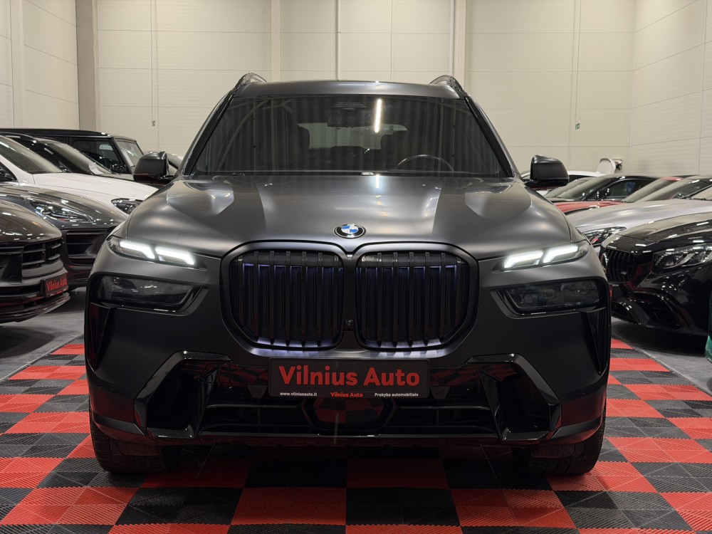 2024 BMW X7