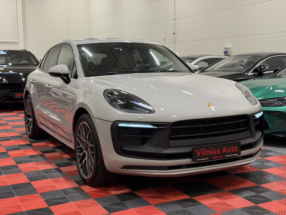 2020 Porsche Macan