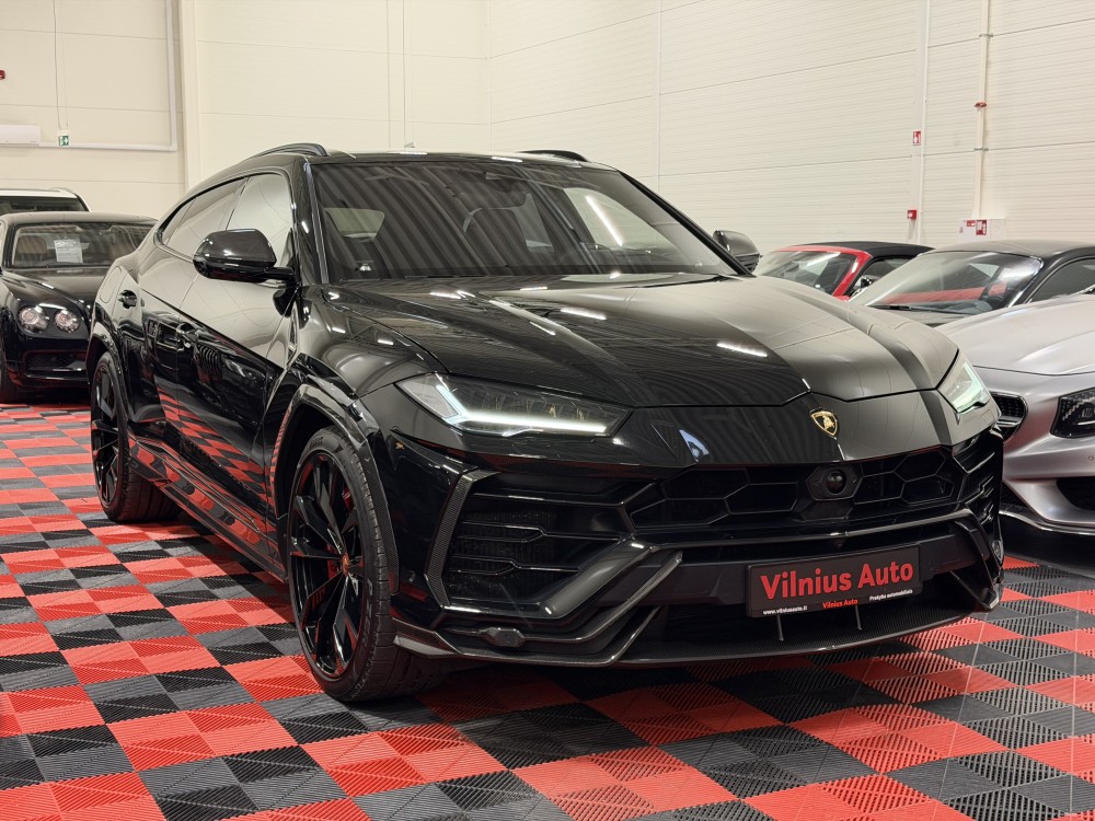 2020 Lamborghini Urus